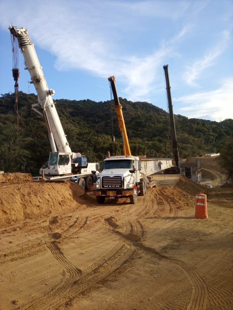 gruas en puerto vallarta