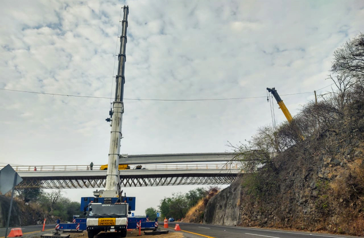 gruas para montaje de trabes